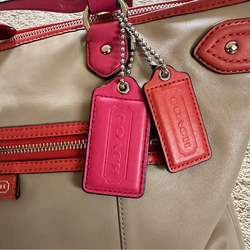 Coach Daisy Spectator Leather Emma Tote in Coral Fuchsia Pink and Tan - Picture 3 of 11